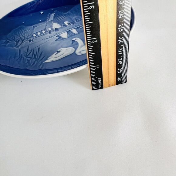 Set of 2 Royal Copenhagen In Congress July 4 1776 and Jule After 1974 Plate Lot - Picture 7 of 11